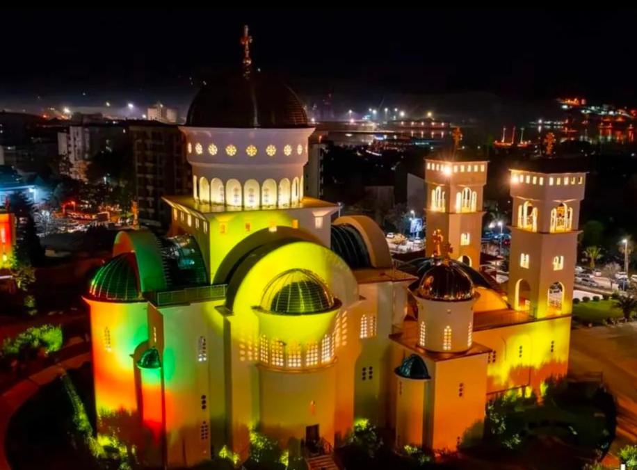 Good Inn بار الغرفة الصورة